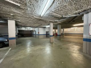 Garaje en alquiler en Centre en Cornellà de Llobregat