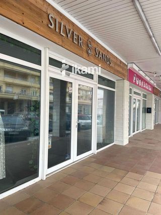 Local comercial en venta en Escala, L´