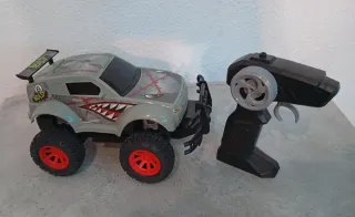 Coche teledirigido Beast con mando