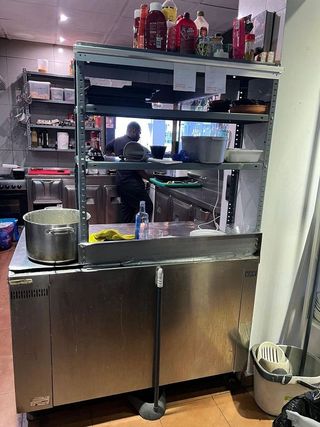 Local comercial en alquiler en Los Naranjos - Las Brisas en Marbella