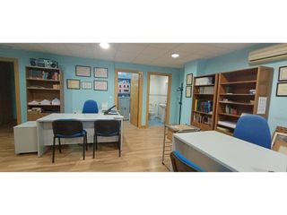 Oficina en venta en Centro en Almería