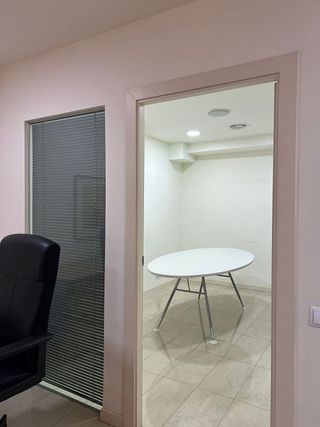 Local comercial en alquiler en El Centre en Esplugues de Llobregat