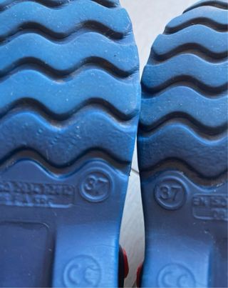 Zoccoli sanitari Reposa 37 blu