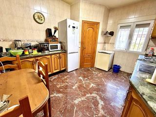 Casa adosada en venta en Úbeda