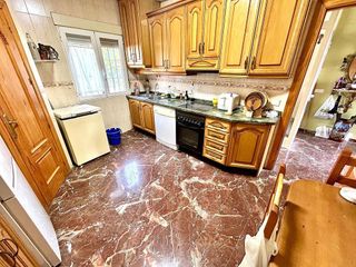 Casa adosada en venta en Úbeda