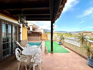 Casa adosada en venta en Motril pueblo en Motril