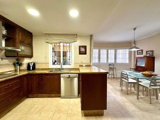 Casa adosada en venta en Motril pueblo en Motril