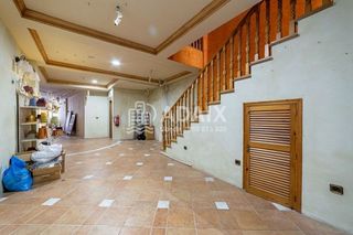 Edificio en venta en Úbeda