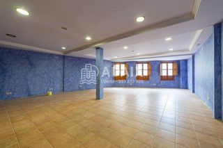 Edificio en venta en Úbeda