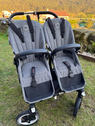 Sillas de paseo Bugaboo gemelar con capotas