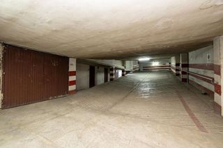 Garaje en alquiler en Pajaritos - Plaza de Toros en Granada