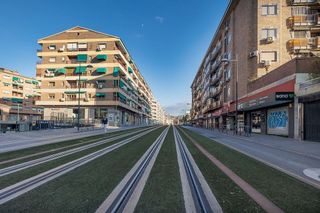 Garaje en alquiler en Pajaritos - Plaza de Toros en Granada