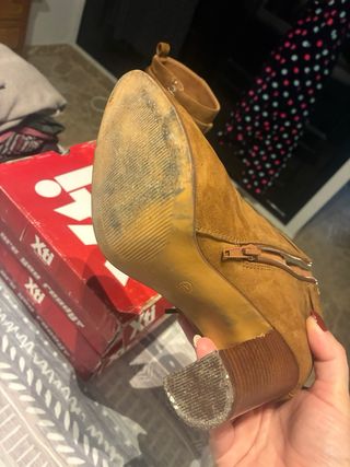 Botines Xti Marrones Mujer