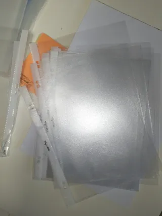 Cancelleria ufficio/scuola: quaderni, post-it ecc