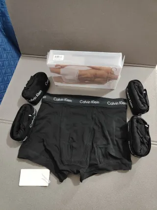 Calvin Klein Boxer Neri - 5 Pezzi taglia S Nuovi