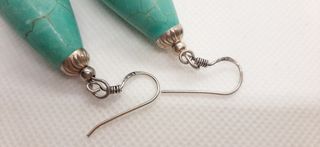 Orecchini pendenti turchesi e argento