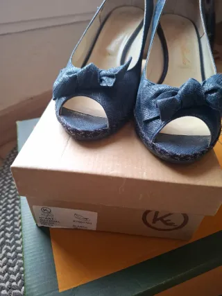 Sandalias Kylie cuña azul