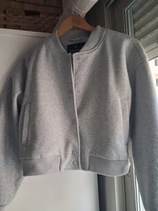 Chaqueta Stradivarius Gris Mujer