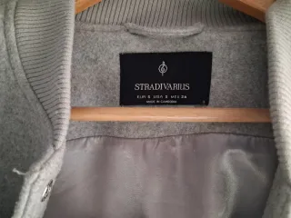 Chaqueta Stradivarius Gris Mujer