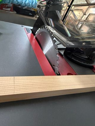 SKIL sierra de mesa, router, lijadora orbital