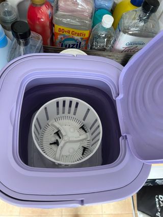Lavadora plegable malva
