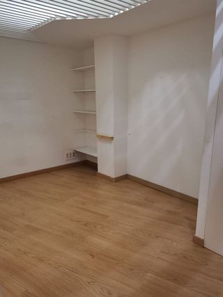 Local comercial en alquiler en Ensanche - Sar en Santiago de Compostela