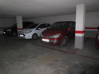 Garaje en venta en El Castell en Burjassot