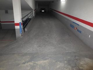 Garaje en venta en El Castell en Burjassot