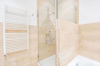 Piso en alquiler en Recoletos en Madrid