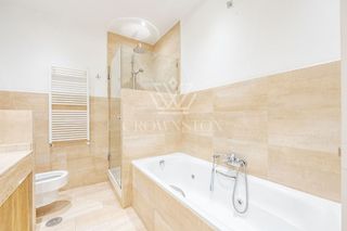 Piso en alquiler en Recoletos en Madrid