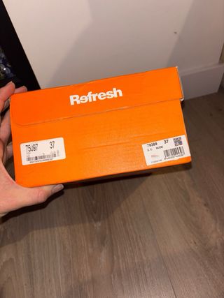 Zapatillas rosas de Refresh