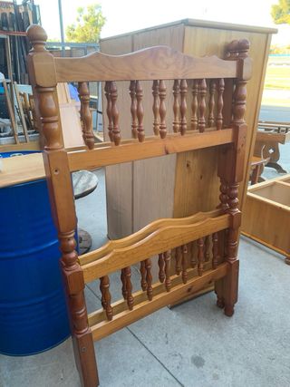 Litera Pino Macizo Estilo Provenzal