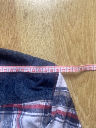 Camisa de cuadros azul y roja