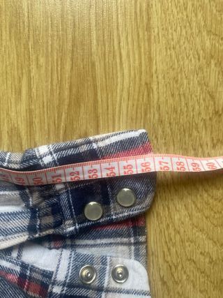 Camisa de cuadros azul y roja