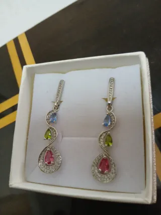 Nuovi orecchini pendenti in argento