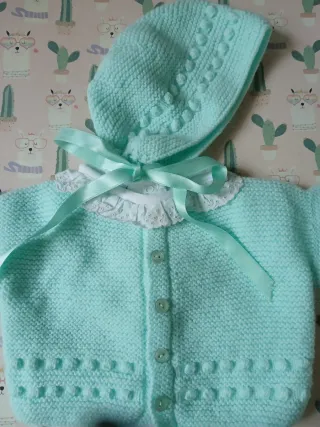 sChaqueta, Capota,patucos, babero y body 3 meses