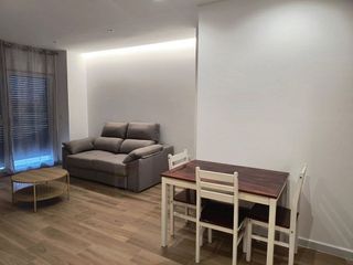 Piso en alquiler en Avda. Elvas en Badajoz