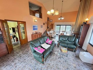 Chalet en venta en Zona Urbanizaciones en Alzira