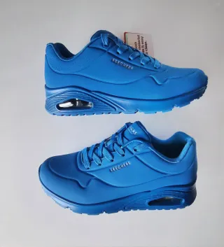 Skechers Uno