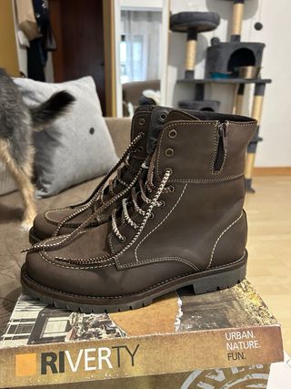 Botines marrones talla 42
