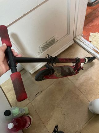 Patinete infantil rojo