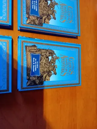 Lote de 9 libros de aventuras.