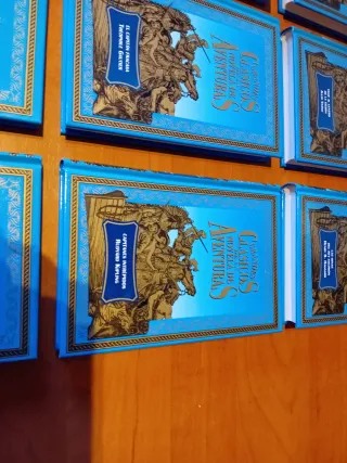 Lote de 9 libros de aventuras.