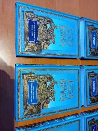 Lote de 9 libros de aventuras.