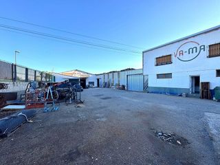 Nave industrial en venta en Almoguera