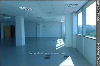 Oficina en alquiler en Sant Just Desvern