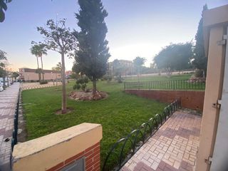 Casa adosada en alquiler en Polígonos - Recinto Ferial Cortijo de Torres en Málaga