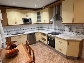 Casa adosada en alquiler en Polígonos - Recinto Ferial Cortijo de Torres en Málaga