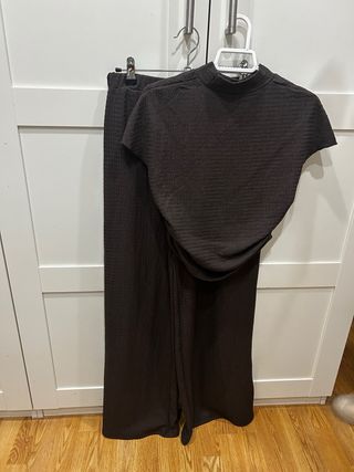 Conjunto Marrón Top y Pantalón