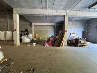 Nave industrial en venta en Sant Vicenç de Castellet